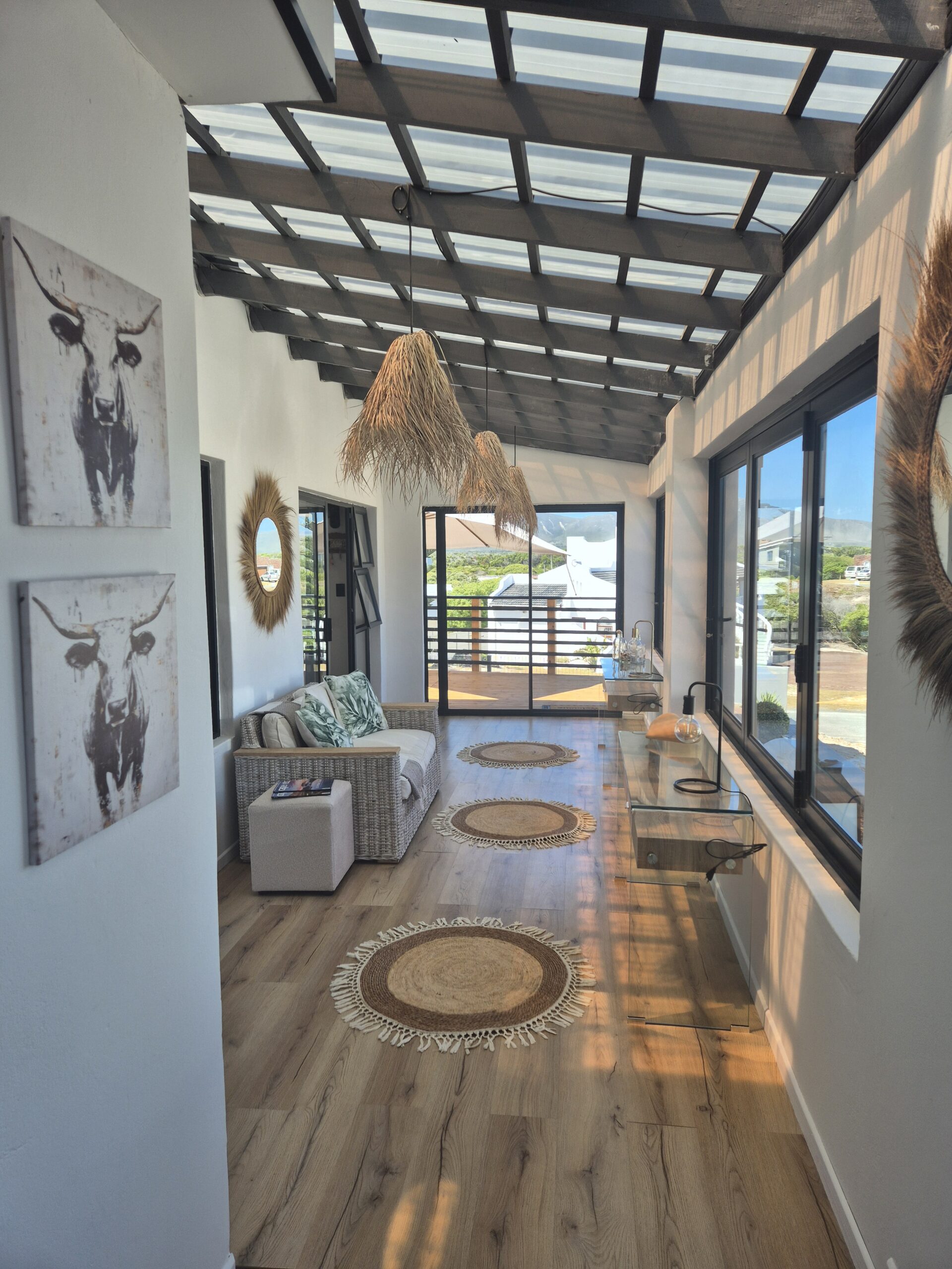 Latest Photot Entrance